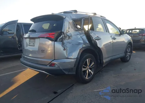2016 Toyota Rav4 Xle z USA, uszkodzony, nr VIN 2T3RFREV1GW440975